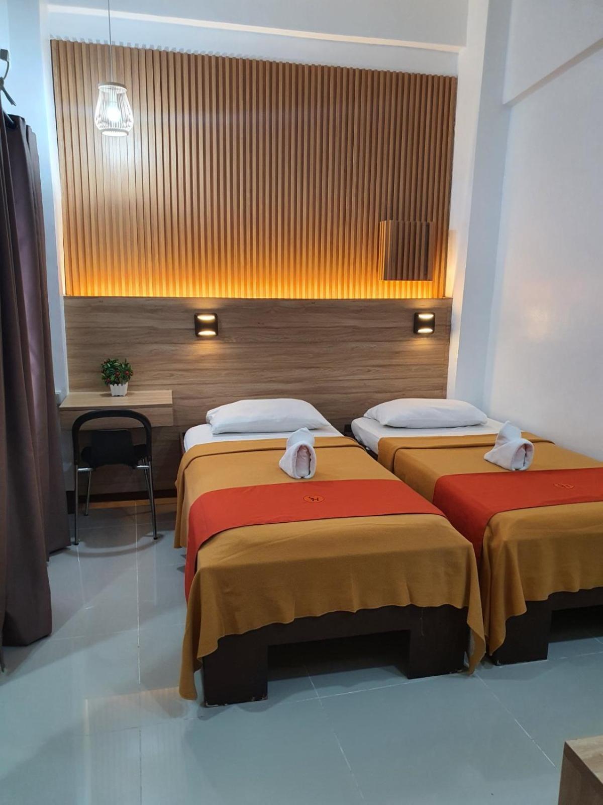 Hotel Stone House Quezon San Juan (Metro Manila)